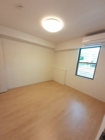 クレールⅤ　Ａの内装|明るい室内です