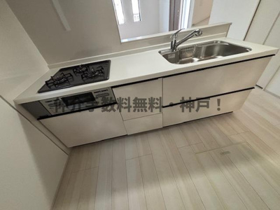 【キッチン】 | 神戸市垂水区塩屋北町4丁目　新築戸建A号棟　仲介手数料無料！ | キッチンです