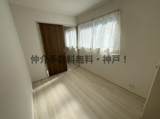 【洋室】 | 神戸市垂水区塩屋北町4丁目　新築戸建A号棟　仲介手数料無料！ | 使い勝手のいい洋室です