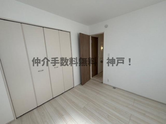 【洋室】 | 神戸市垂水区塩屋北町4丁目　新築戸建A号棟　仲介手数料無料！ | ゆったりした洋室です