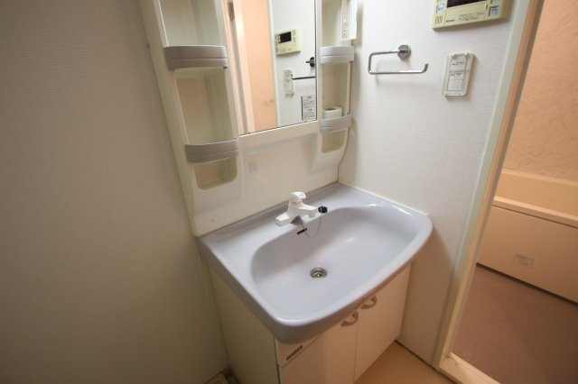 パークホームズ川口幸町センターステージの独立洗面台|※別号室の参考写真です。