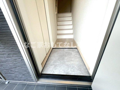 【玄関】 | Park　Side　Terrace | ※写真は別号室