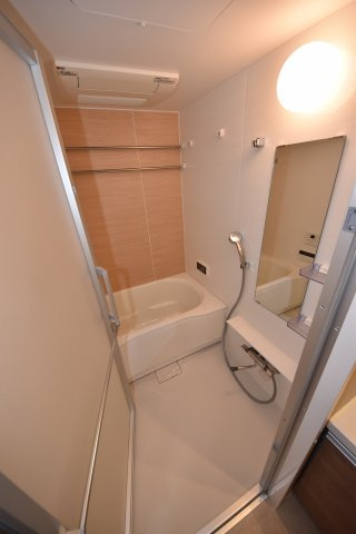 アーバネックス本町の浴室