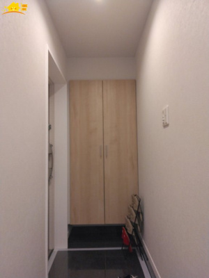 【玄関】 | レヴィールエコステージ古河 | 収納もある玄関です