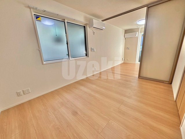 Dアヴァンス登戸町の洋室