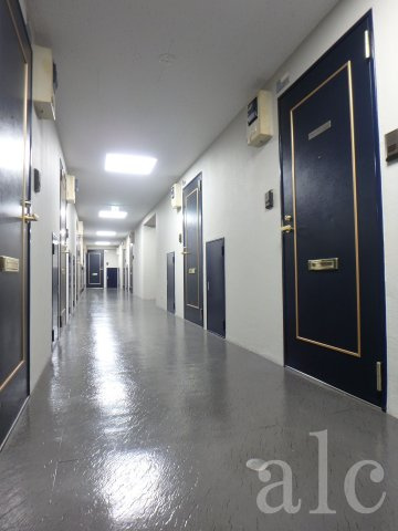 豊島区池袋４丁目の賃貸マンションのその他共用部分|内廊下となっており、外部からの侵入がありません。
