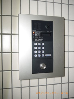 【その他共用部分】 | オートロック付になっていますので、不審者対策は、しっかりとしています。