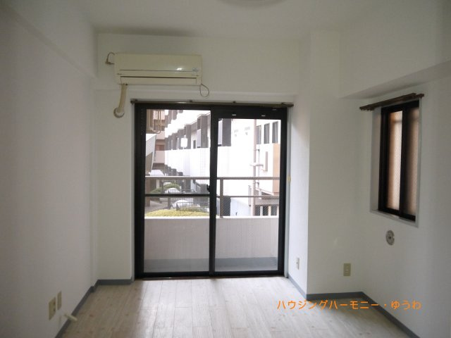 【洋室】 | シティコープ目白　 | 暖かいひだまりを全身で感じ取れる室内。