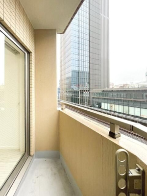 【バルコニー】 | メインステージ秋葉原駅前