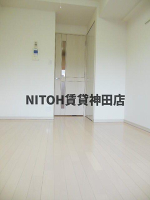 【居間・リビング】 | ガーラ・ステーション新宿御苑前