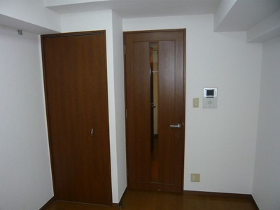 【洋室】 | ヴェルト新宿イースト