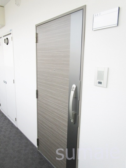 ディ・アミカルの玄関|玄関扉です☆