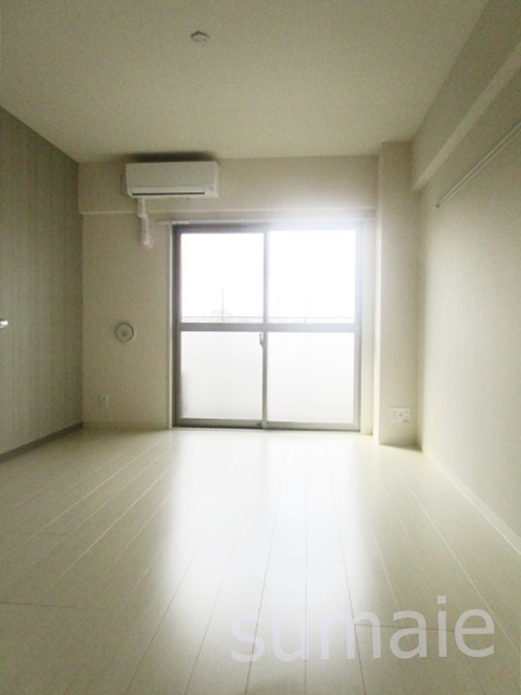 ディ・アミカルの居間・リビング|洋室です☆