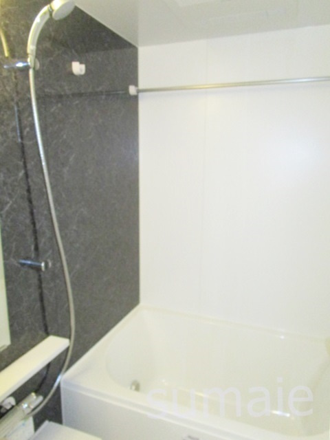 ディ・アミカルの浴室|バスタブです☆