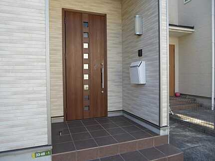 安佐北区深川７丁目の玄関