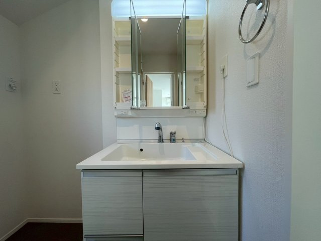 【浴室】 | 練馬区南大泉３丁目　中古戸建て | ゆったりとした浴槽で、1日の疲れをしっかり癒せる浴室です