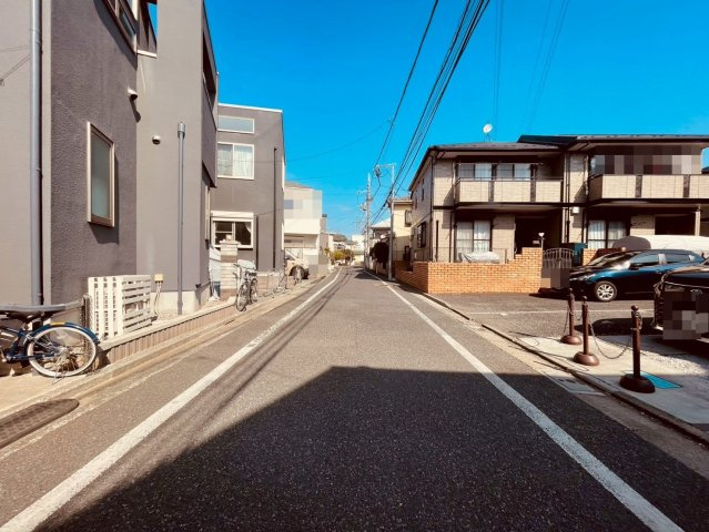 【前面道路含む現地写真】 | 練馬区南大泉３丁目　中古戸建て | 見通しもよく、ゆったりとした時間が流れる落ち着いた住宅街