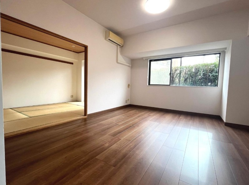 ウィン荻窪の居間・リビング