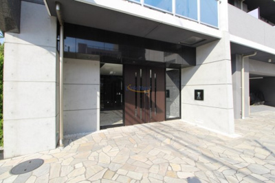 【エントランス】 | W-STYLE新大阪