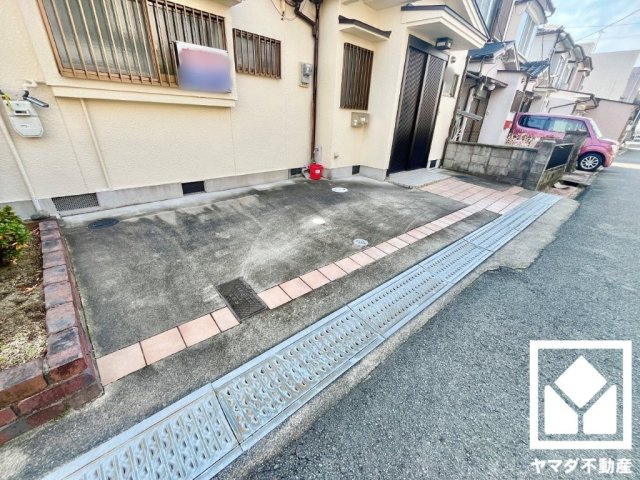 宇治市槇島町南落合の駐車場