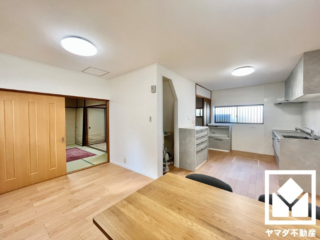 宇治市槇島町南落合の居間・リビング