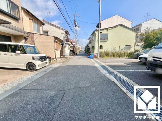宇治市槇島町南落合の前面道路含む現地写真