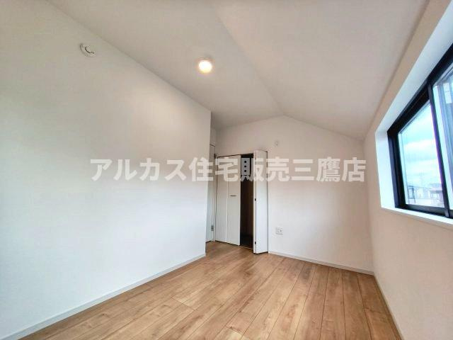 【内覧動画公開中！】調布市深大寺東町４丁目 京王線 調布駅 新築戸建の洋室