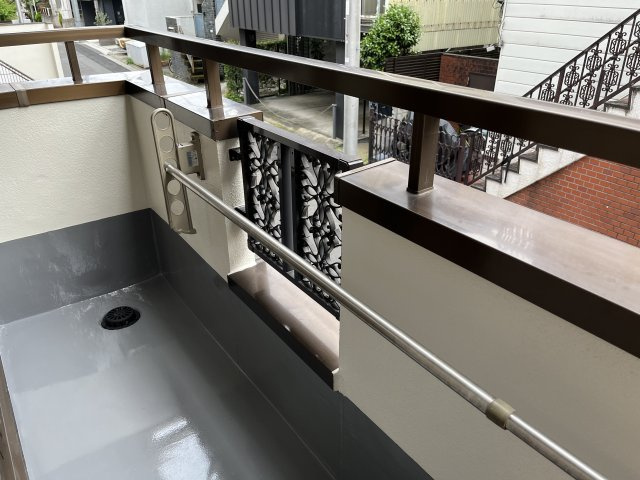 【バルコニー】