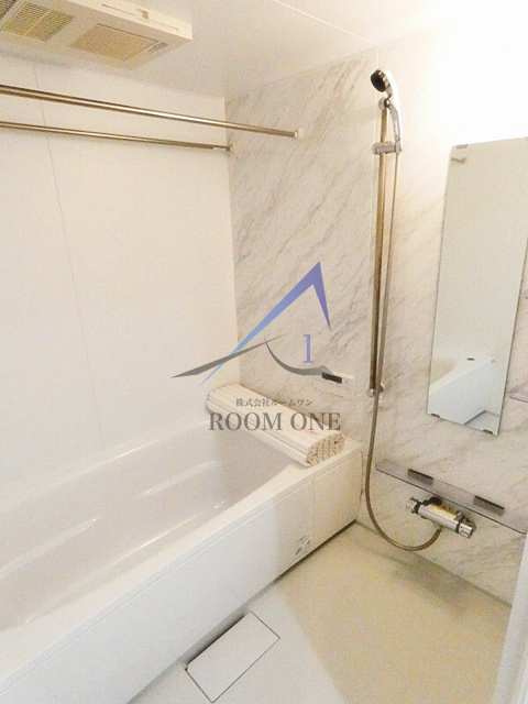 グラン　トルチェ　ドゥ　Ｇｒａｎｄ　Ｔｏｒｔｕｅ　Ｄｅｕｘの浴室|お風呂です。