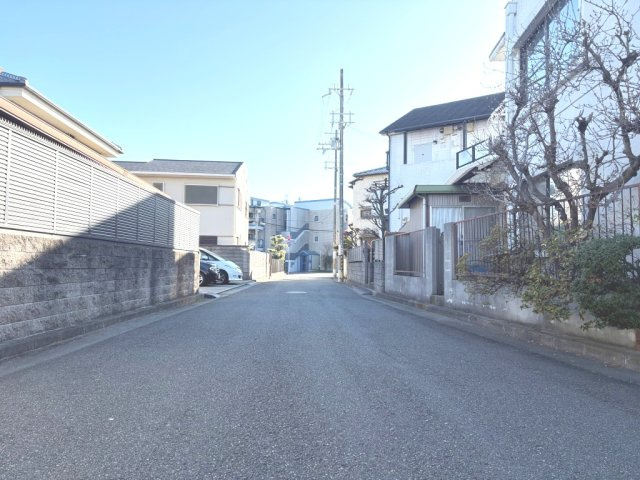 【前面道路含む現地写真】の画像