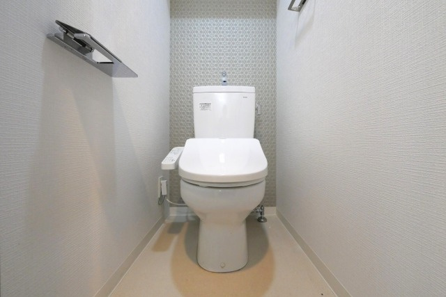 エスリードレジデンス大阪ウエストコートのトイレ
