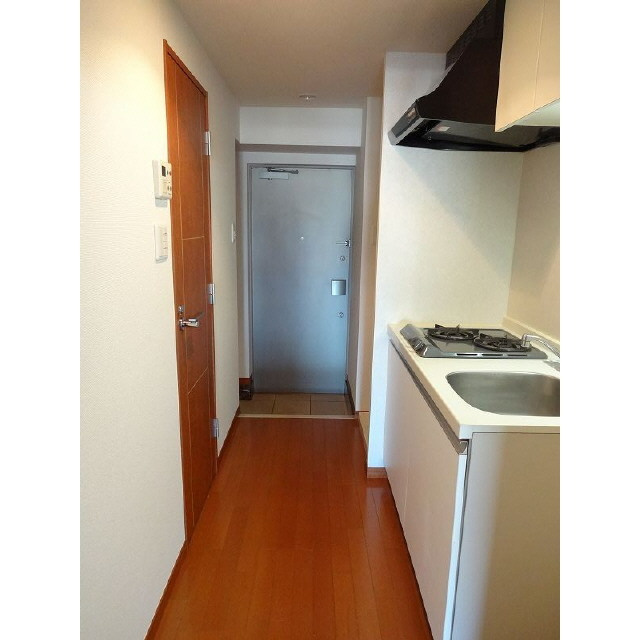 プレール・ドゥーク東京ＥＡＳＴⅡの玄関