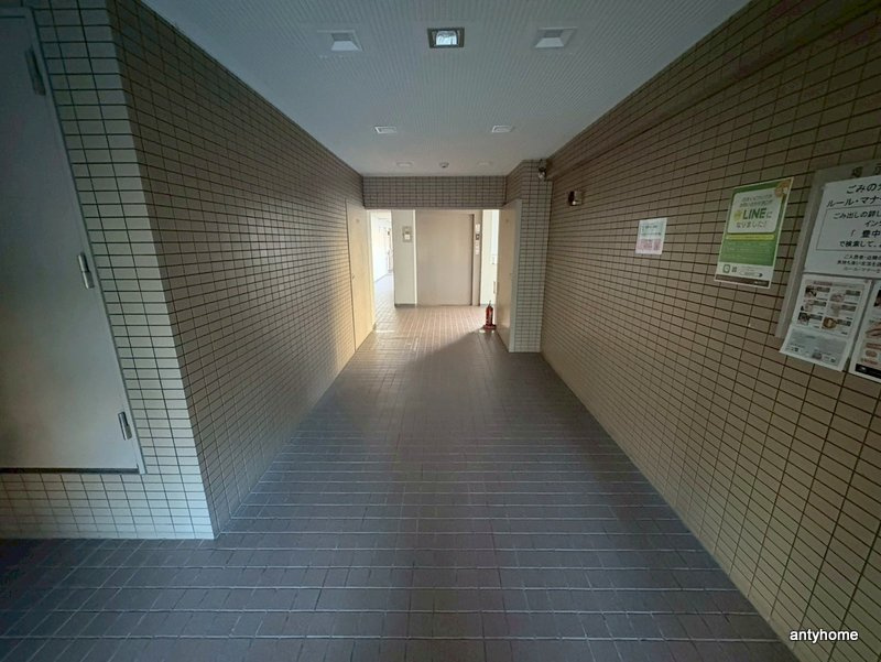 フローライト緑地公園　仲介手数料無料のロビー