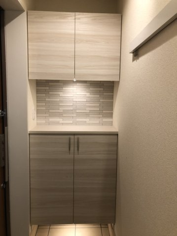 京都市伏見区深草西浦町４丁目の賃貸マンションの収納