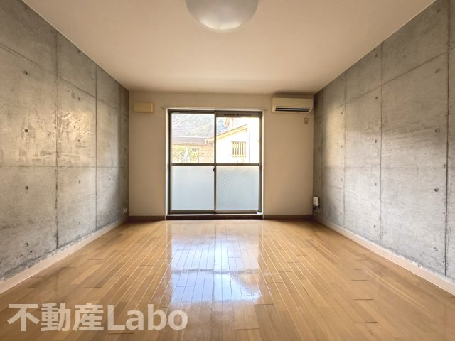 徳島市南庄町１丁目の賃貸マンションの居間・リビング