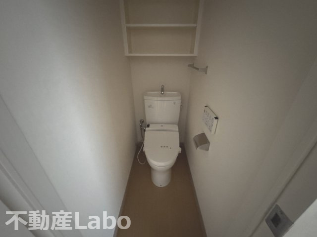 徳島市南庄町１丁目の賃貸マンションのトイレ