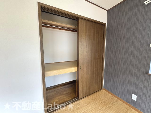 徳島市名東町１丁目のアパートの収納