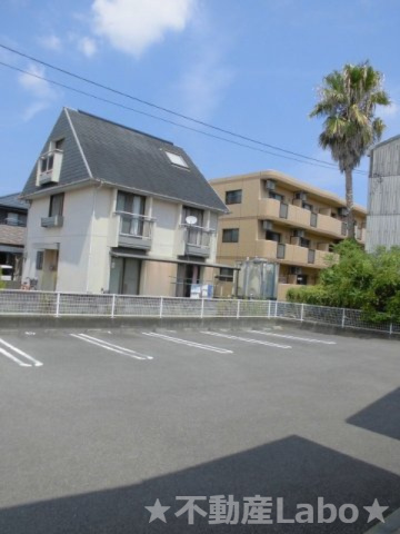 デフィー　Aの駐車場