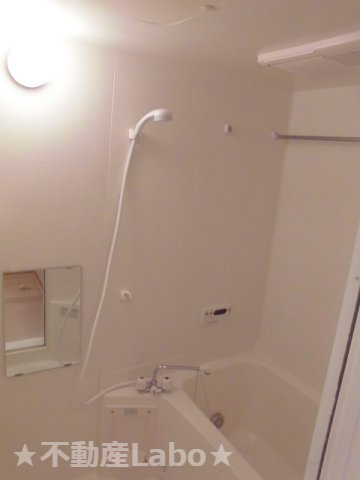 デフィー　Aの浴室