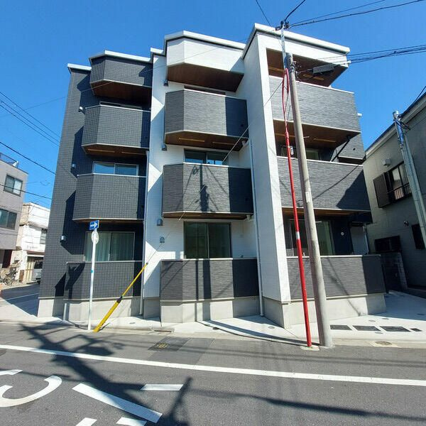 シャルールのエントランス