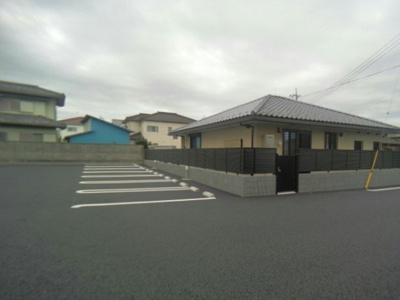 【駐車場】 | ウル・シャンティ Ｃ | 駐車場