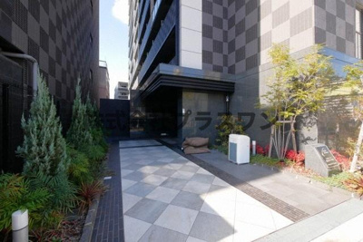 【エントランス】 | ファステート難波グランプリ