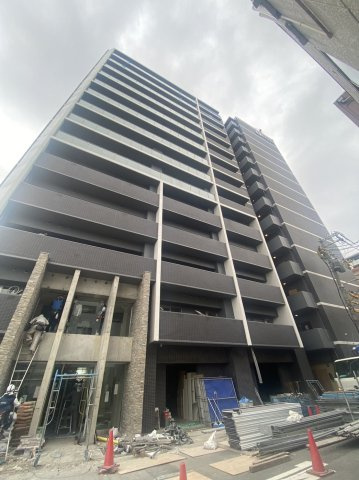 メルディアクレスト難波ソルテラスの外観