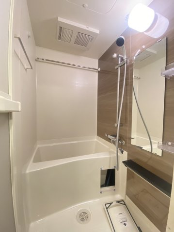 メルディアクレスト難波ソルテラスの浴室