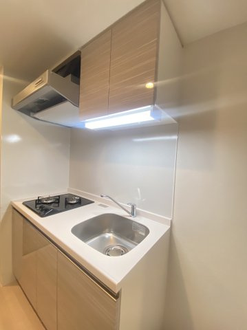 メルディアクレスト難波ソルテラスのキッチン