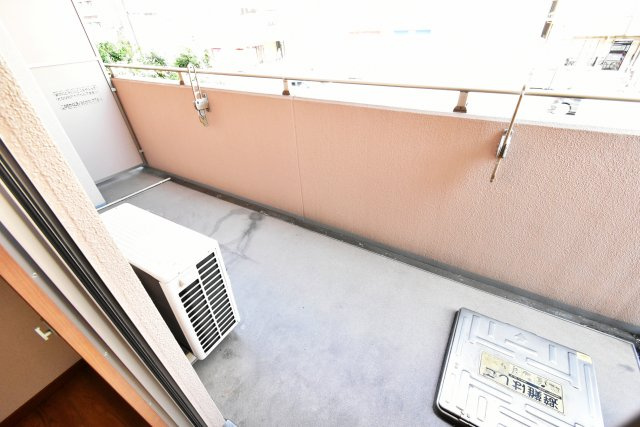 ピュアファースト花園のバルコニー