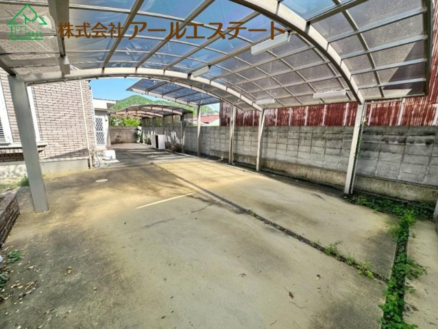 姫路市林田町林田　　　中古戸建の駐車場