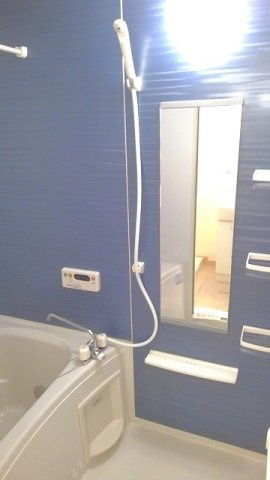 サニーブローテ住吉Ⅲ　　刈谷市近郊の賃貸はクラスホーム刈谷店の浴室|落ち着いた空間のお風呂です