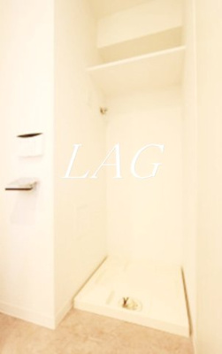 【設備】 | プレセダンヒルズ三ノ輪 | 室内洗濯機置き場です。