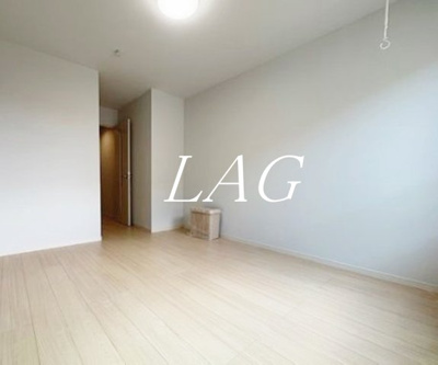 【居間・リビング】 | クレオ桜台 | 洋室のお部屋です。